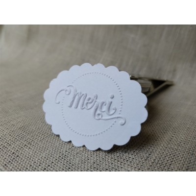 Pince à gaufrer personnalisée